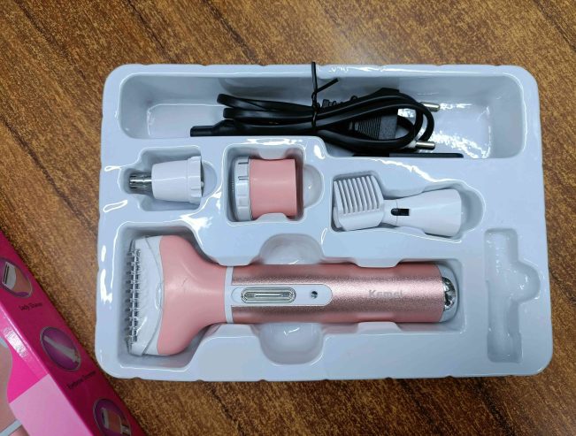 Electric rechargeable women’s trimmers