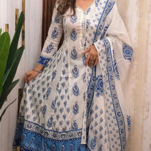 Cotton Gown Three Pi