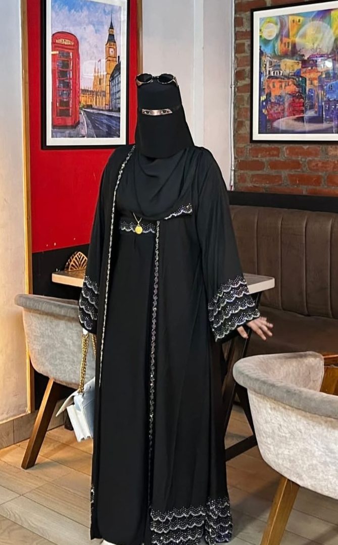 Abaya E Ramisha